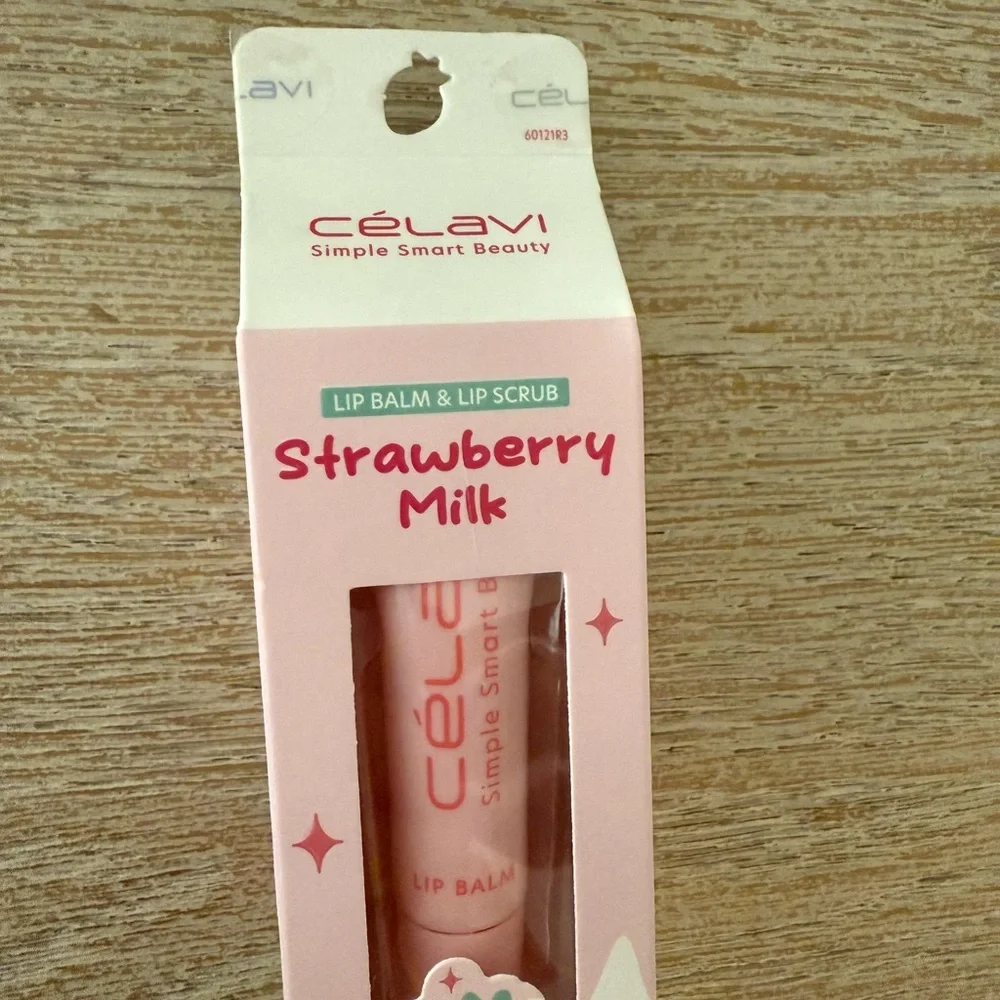 Celev Strawberry Milk Lip Balm & Scrub Set - Pink